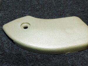 1964 1/2 1964.5 Mustang Coupe Convertible ORIG DS LH IVY GOLD SEAT HINGE COVER