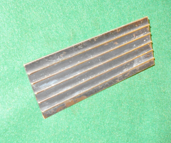 57-7032.jpg 57-7032.jpg