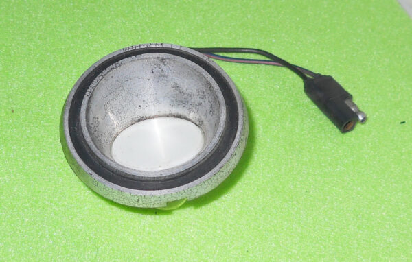 57-7037.jpg 57-7037.jpg