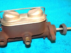 1968 Ford F350 1968-1976 P350 P400 Truck NOS REMAN BRAKE MASTER CYLINDER ASSEM
