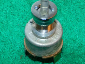 57-60 Ford F C T 100 250 350 500 600 700 750 1100 Truck NOS HEATER SWITCH & NUT