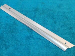 1964 1965 1966 Thunderbird Hardtop ORIG QUARTER WINDOW RH INSIDE TRIM MOLDING
