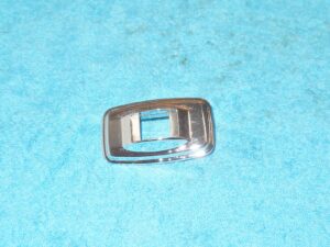 1968 1969 1970 1971 1972 1973 Jaguar XJ6 XJ12 Series 1 REAR WINDOW SWITCH BEZEL