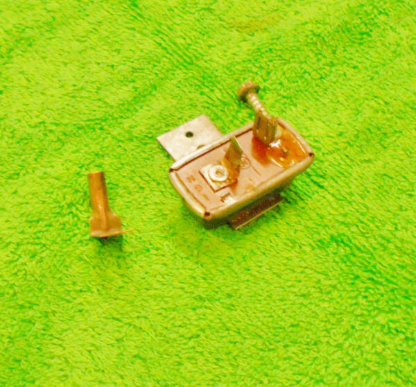 57-7401.jpg 57-7401.jpg