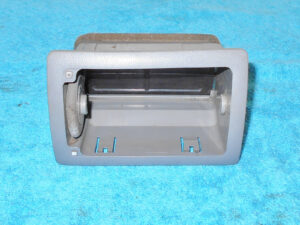 1987 1988 1989 1990 1991 1992 1993 Mustang LX GT ORIG GREY RH DASH VENT BEZEL