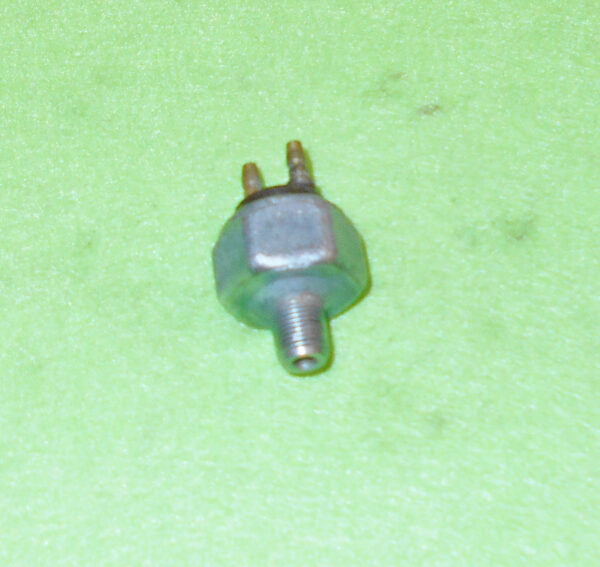57-7420.jpg 57-7420.jpg