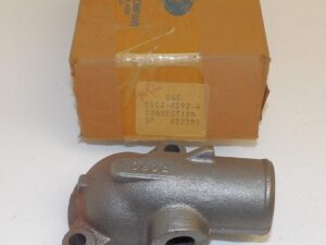 1969-80 Ford Mustang Maverick NOS 250 THERMOSTAT HOUSING WATER OUTLET CONNECTION