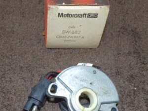 1969 Ford E100 E200 E300 Econoline NOS 240 6-CYL C4 NEUTRAL SAFETY SWITCH