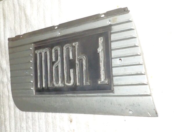 57-7677.jpg 57-7677.jpg