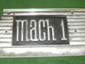 1970 Ford Mustang MACH 1 Fastback ORIG RH FRONT FENDER ROCKER PANEL TRIM MOLDING