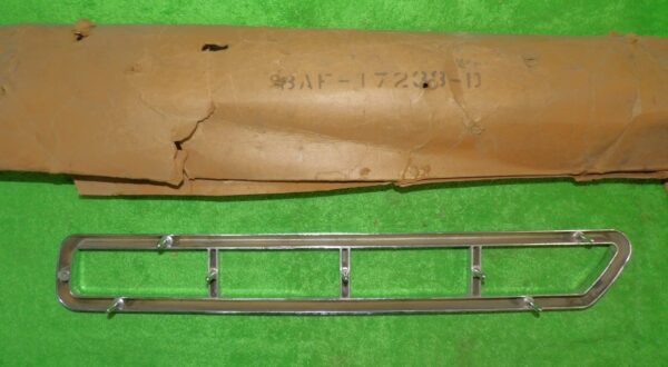 57-7719.jpg 57-7719.jpg