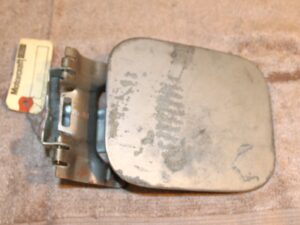 74-79 Lincoln Mark IV V 77-79 F100 150 F250 F350 Bronco NOS GAS FUEL FILLER DOOR
