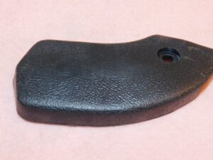 1964 1/2 1964.5 Ford Mustang Coupe Convertible ORIG PS RH BLACK SEAT HINGE COVER