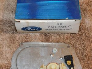66 Mustang 65-68 Galaxie 500 LTD Monterey NOS 2-SPEED WIPER MOTOR COVER - SWITCH