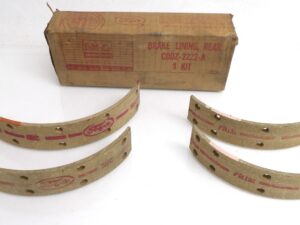 1960 1961 1962 1963 1964 Ford Falcon Comet NOS 6CYL REAR DRUM BRAKE SHOE LININGS