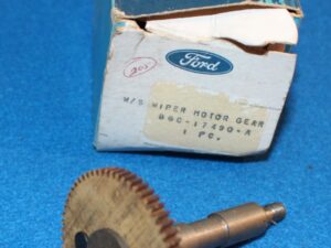 56-60 Ford B C F T 100 250 350 1000 Truck NOS ELEC. WINDSHIELD WIPER MOTOR GEAR